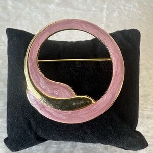 Vintage  Pink and Gold Brooch